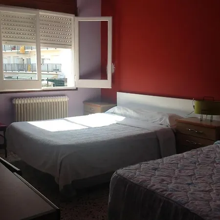 Alhambra Inn Girona